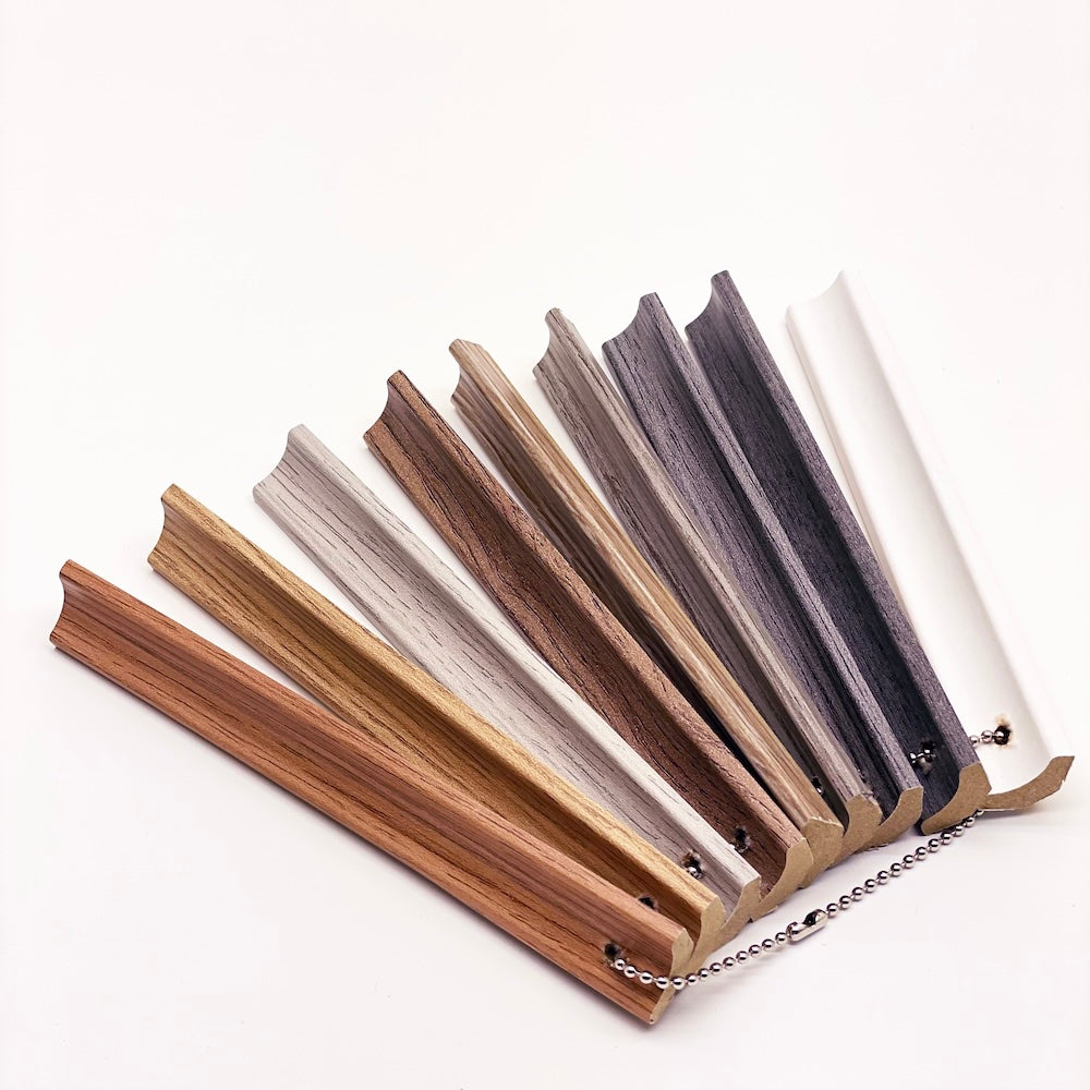 Scotia Beading Sample Chain (9 Colours)